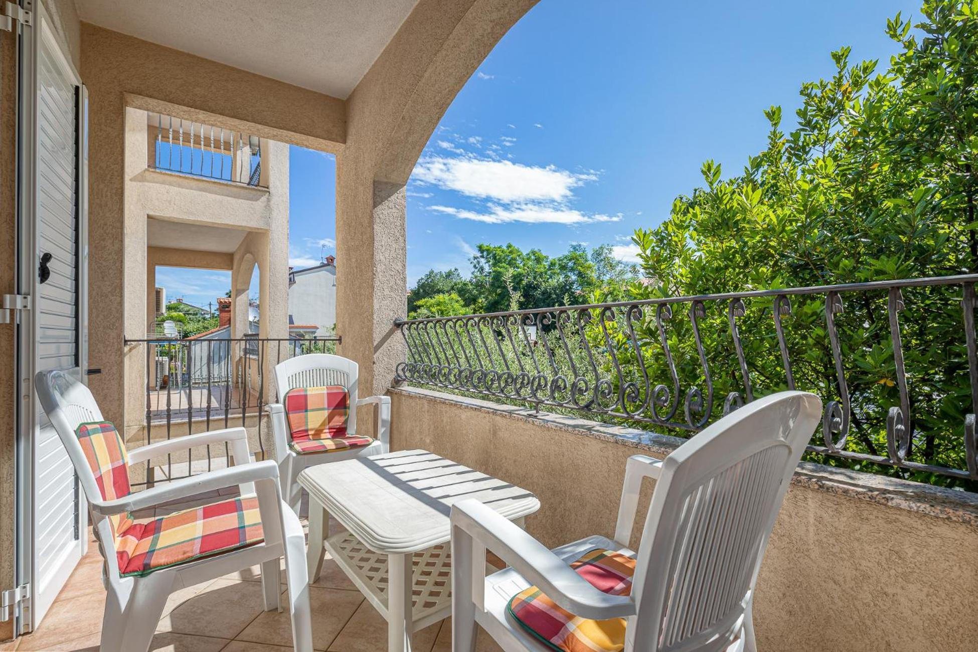 Appartamento House Laura 200M From The Beach And The Center Porec Esterno foto
